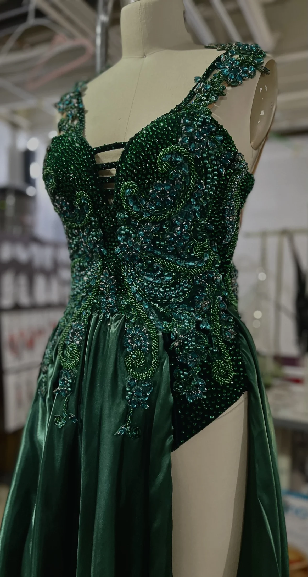 Emerald bodice detail